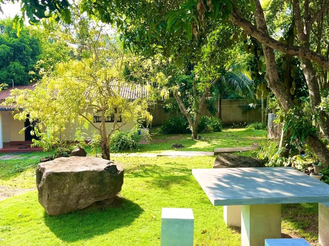 Golden Residence Anuradhapura Eksteriør bilde